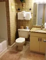 401 South Hampton - Charming 2 Bedroom, 2 Bath Ocean View Condo. 2 Condo
