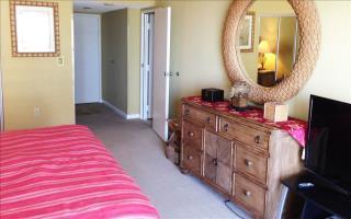 401 South Hampton - Charming 2 Bedroom, 2 Bath Ocean View Condo. 2 Condo